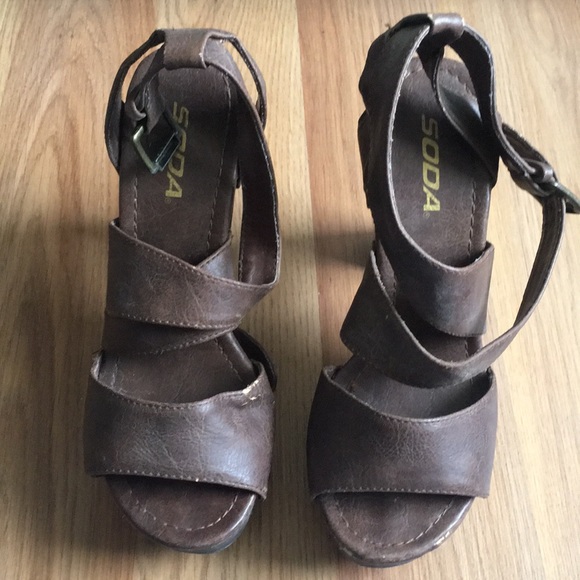 Platform sandals - Picture 4 of 7